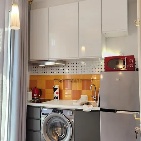 Apartment Miro Huelin 200 M From